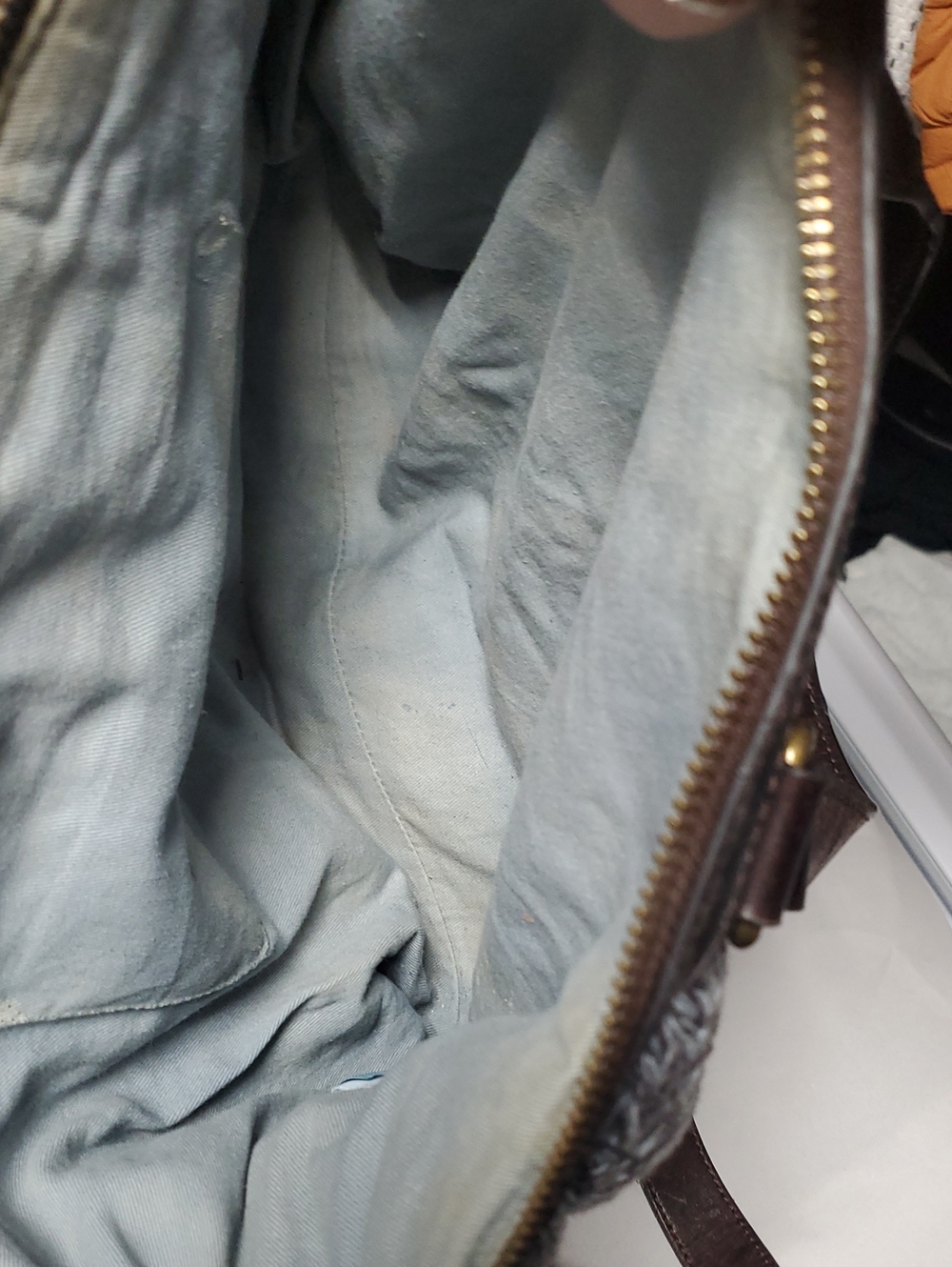 UGG Gray Knit & Brown Leather Cross-Body Bag Chunky Knit Purse Travel - Picture 8 of 13